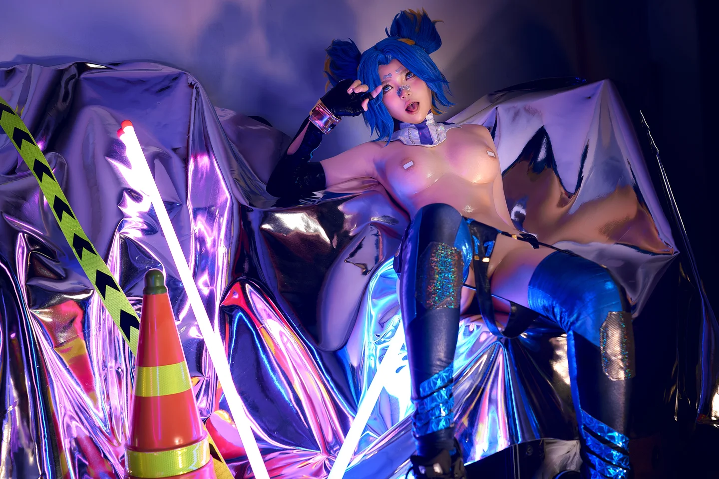 ZinieQ - Valorant Neon [41P,2V-616MB] tg@simisebaisi 【丝足阁】031.webp